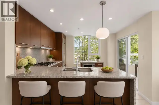 200 9 SMITHE MEWS Vancouver, British Columbia in Condos for Sale in Vancouver - Image 7