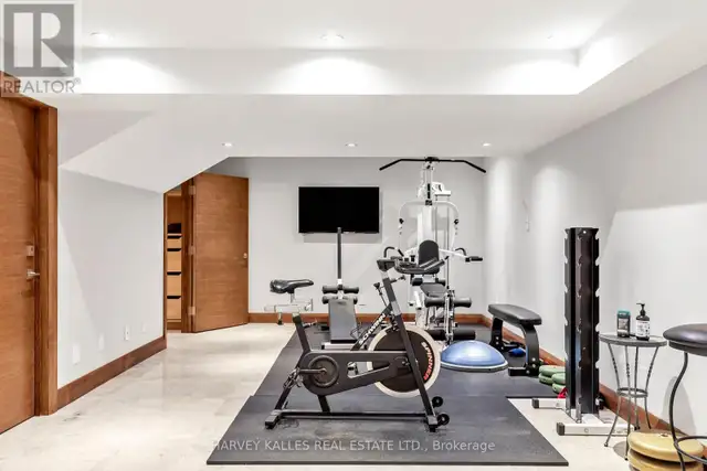 90 OAKLANDS PARK COURT Burlington (Bayview), Ontario in Houses for Sale in Oakville / Halton Region - Image 14