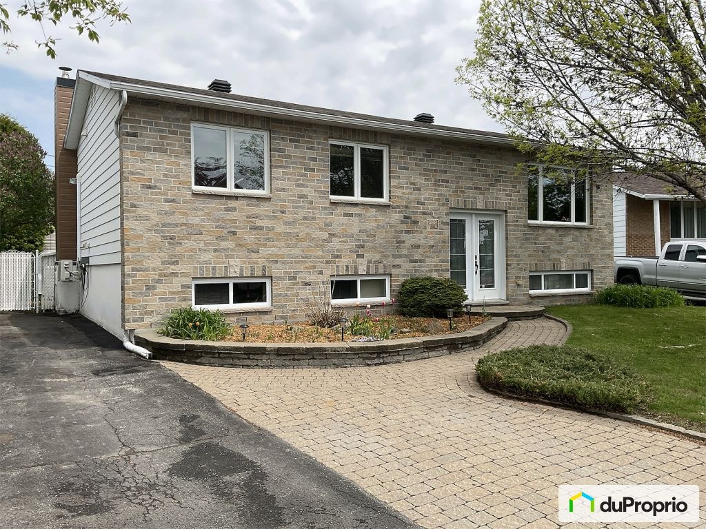 $575,000 - Bungalow for sale in Terrebonne (Lachenaie) — photo 1
