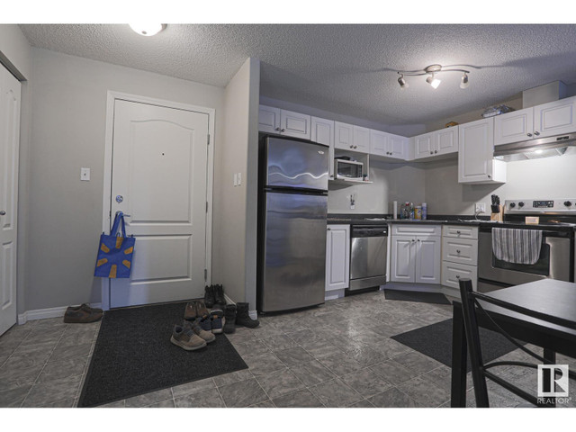 #2218 320 CLAREVIEW STATION DR NW Edmonton, Alberta in Condos for Sale in Edmonton - Image 3