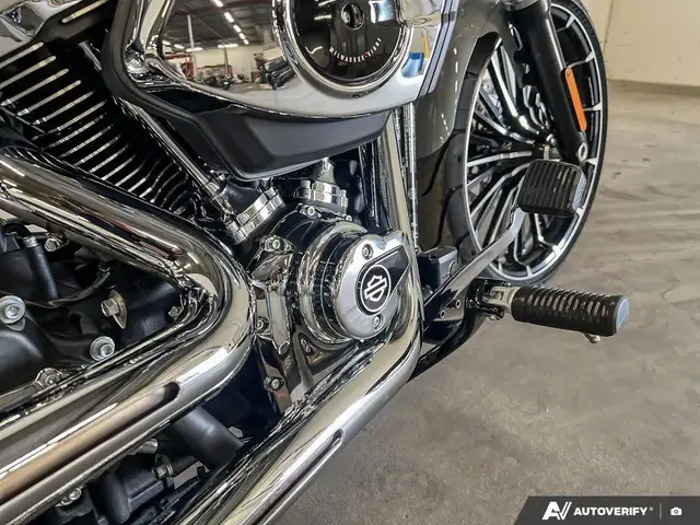 2025 Harley-Davidson FXBR - Breakout(TM) in Street, Cruisers & Choppers in Calgary - Image 12
