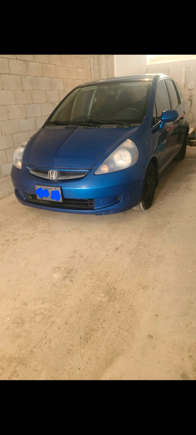 2007 Honda Fit.   Manual in Cars & Trucks in Markham / York Region - Image 4