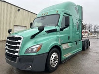 2020 FREIGHTLINER T12664ST;Heavy Duty Trucks - Conventional Truck w/ Sleeper Penske Location 525 MAC... (image 2)
