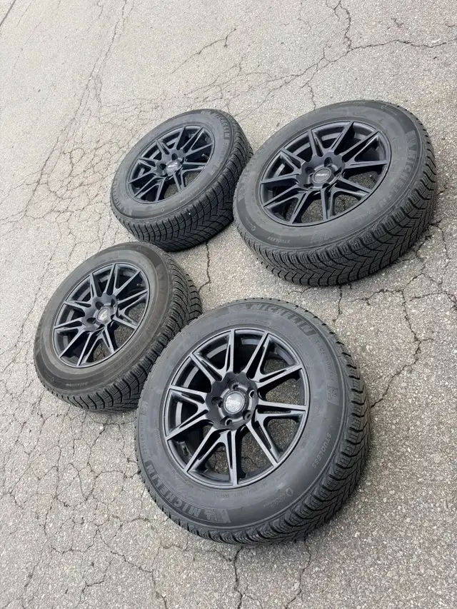 225/65/17 michelin winters 5x114.3 toyota venza rav4 Lexus NX in Tires & Rims in Mississauga / Peel Region - Image 7