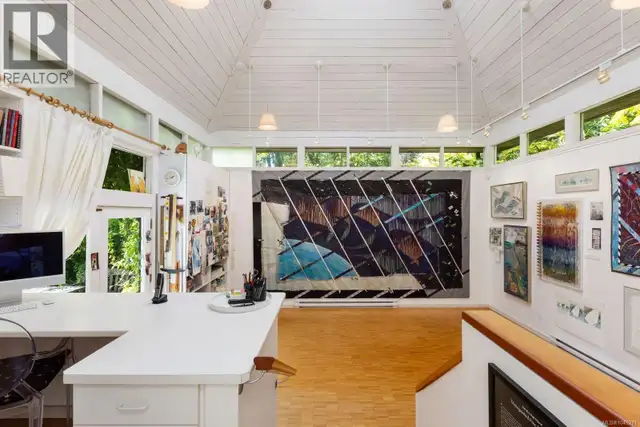 1648 Rockland Ave Victoria, British Columbia in Houses for Sale in Victoria - Image 18