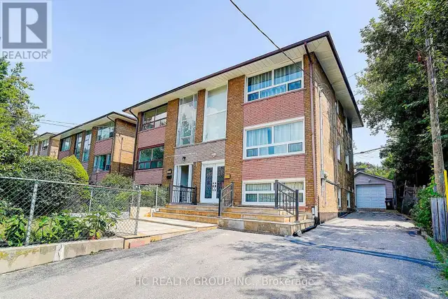361 Highfield Road Toronto (Greenwood-Coxwell), Ontario, photo 2 of 4