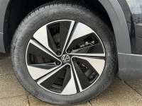 Humberview Volkswagen on the Queensway Don’t miss out on the incredible opportunity to own this Cert... (image 8)