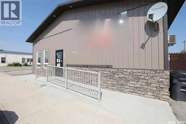 200 Main STREET Avonlea, Saskatchewan in Commercial & Office Space for Sale in Moose Jaw - Image 9