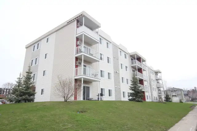 4 1/2, 17025 boul. Henri-Bourassa CHARLESBOURG - 1er MAI 2026 in Long Term Rentals in Québec City - Image 23