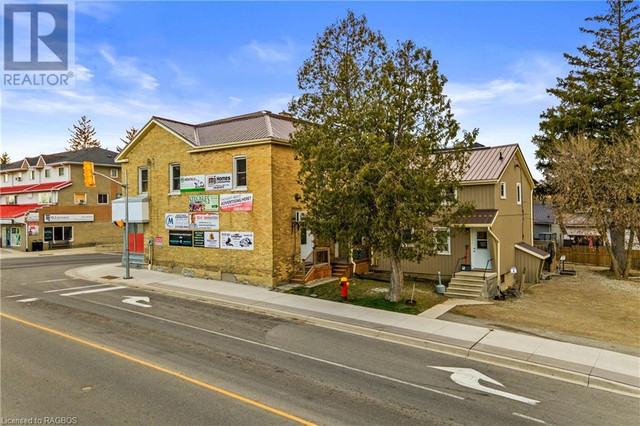 4 ELORA Street N Harriston, Ontario in Houses for Sale in Stratford - Image 3