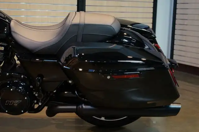 2025 Harley-Davidson FLHX - Street Glide in Sport Touring in Lethbridge - Image 18