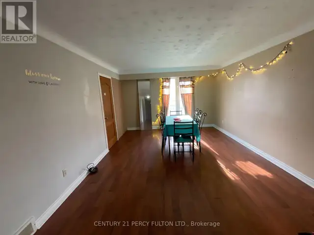 2 TRELAWN PARKWAY E Welland (N. Welland), Ontario in Houses for Sale in St. Catharines - Image 3