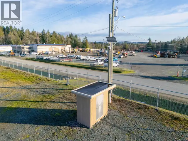 1933 Balsam Rd Nanaimo, British Columbia in Commercial & Office Space for Rent in Nanaimo - Image 13