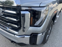 Welcome to Murray Buick GMC - Penticton Our diesel-powered 2026 GMC Sierra 3500 SLE Crew Cab 4X4 dig... (image 2)