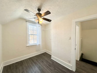 Rooms for Rent 74 Adelaide St, Lindsay, ON (Rented Separately) Welcome to 74 Adelaide St, Lindsay, O... (image 8)