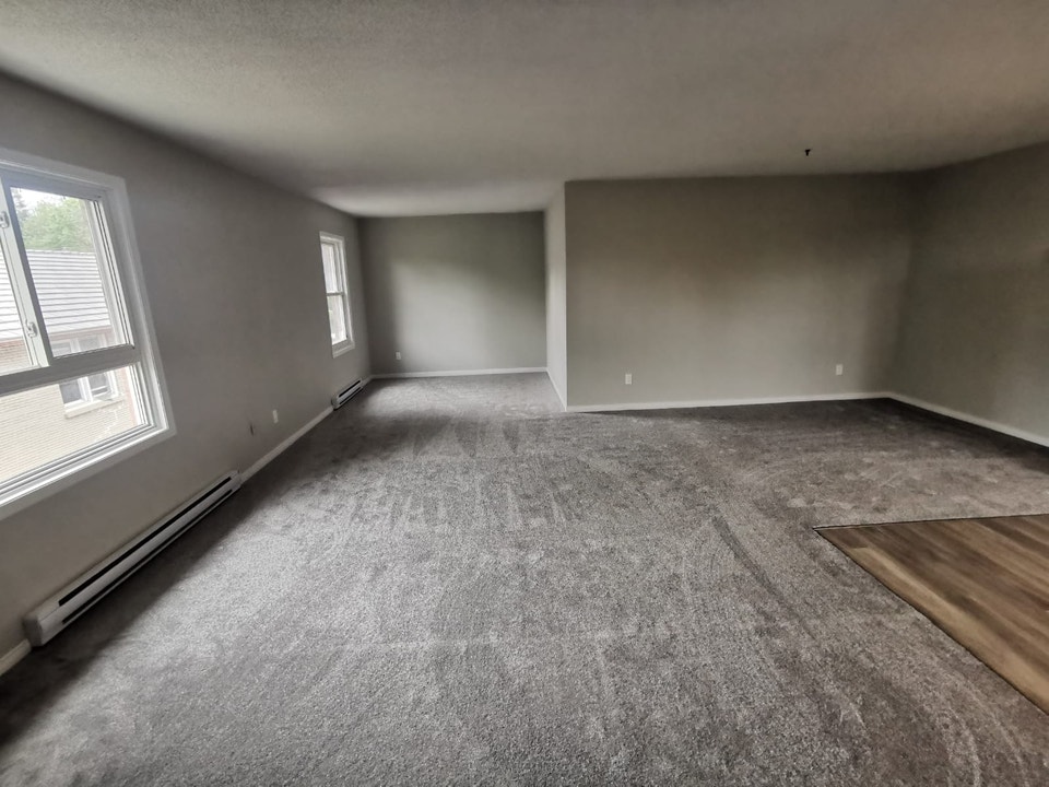 October Rental: 3-BDR Beauty on Codrington Street! 2