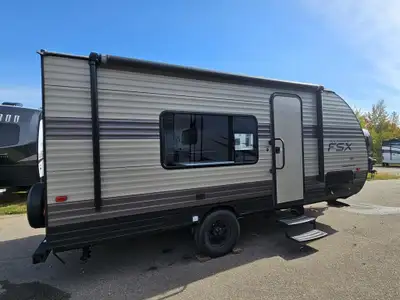 Extremely well maintained new trade in! Easy murphy bed for extra floor space. . Vehicle Information...