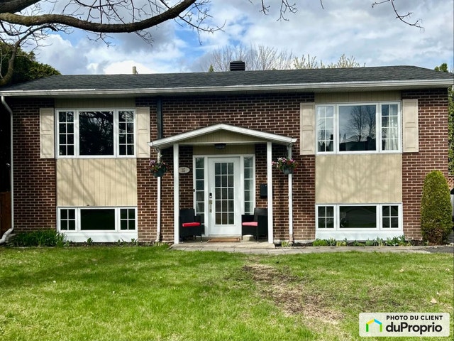 $549,900 - Bungalow for sale in St-Eustache — photo 1