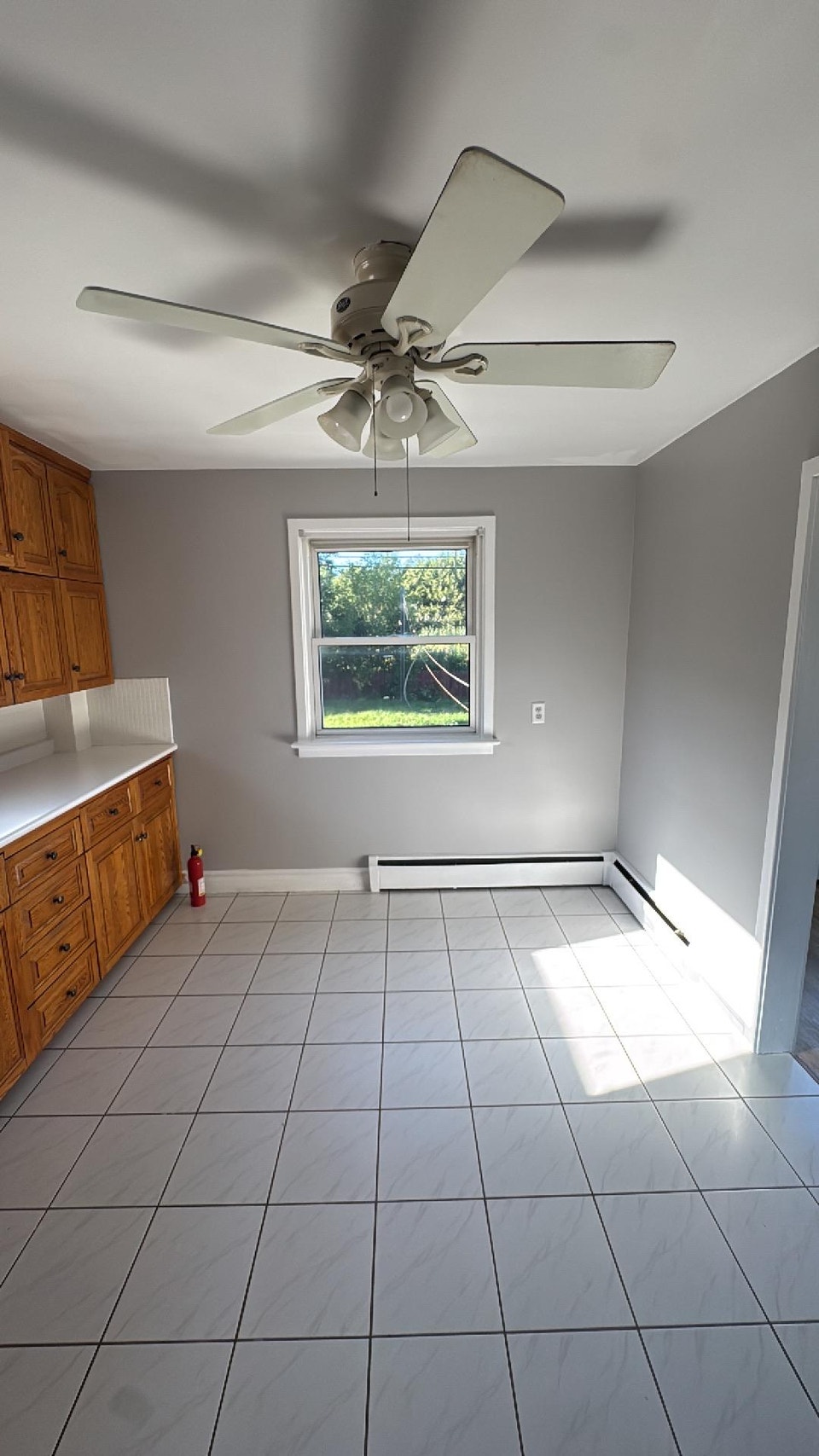 3 Bed / 1 Bath Home in Sault Ste. Marie, ON – $2,199/month + Uti 5