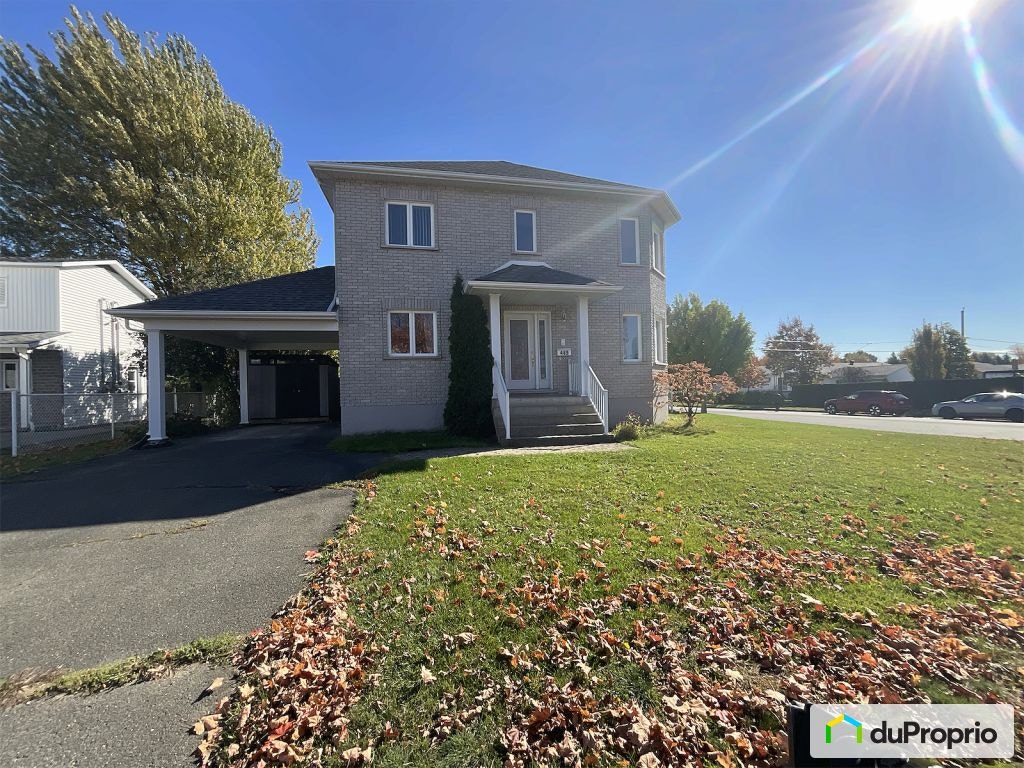 $759,000 - Duplex for sale in Granby — photo 2