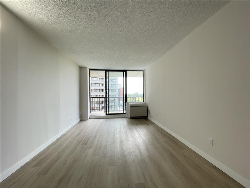 YORKVILLE TROIS35 -  - VSL - 514-316-3350 5