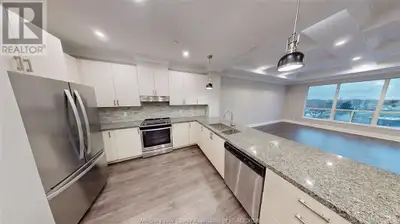121 King STREET Unit# 905 Chatham, Ontario