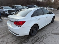 Experience the Perfect Balance of Efficiency and Comfort with the 2015 Chevrolet Cruze 2LT – Your Id... (image 1)