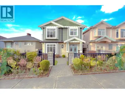 WOW !!! 5 START LOCATION! MONEY PRINTING MACHINE! HUGE RENTAL INCOME can cover the Entire house mort...