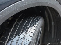 * All-Wheel Drive (AWD) * Power liftgate with a programmable, adjustable height * LED headlights * L... (image 9)