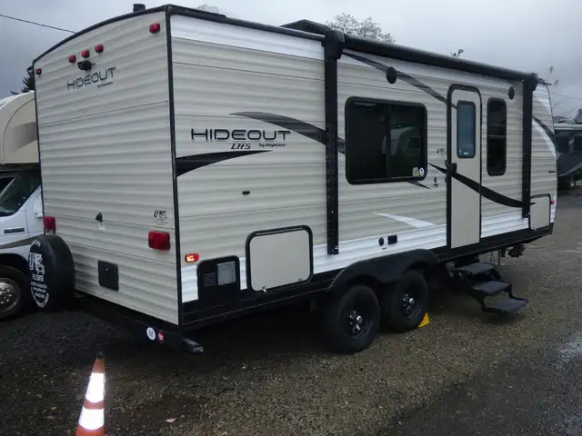 2019 KEYSTONE RV HIDEOUT 19LHSWE (FINANCING AVAILABLE) in Travel Trailers & Campers in Kelowna - Image 5