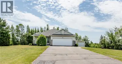 Welcome to 20 Potts, McIntosh Hill a charming home nestled on a spacious 1.15-acre lot, offering the...