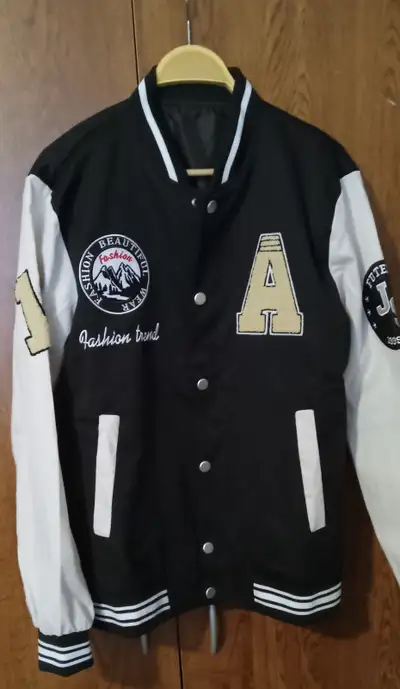 Men’s Varsity Jacket – Size Large – Black & White, View more