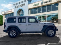 Alpine Premium Audio System | Apple CarPlay Capable | Heated Steering Wheel | Front Heated Seats | D... (image 5)