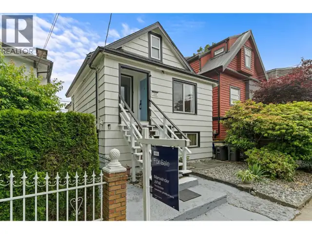 266 E 32ND AVENUE Vancouver, British Columbia in Houses for Sale in Vancouver - Image 3