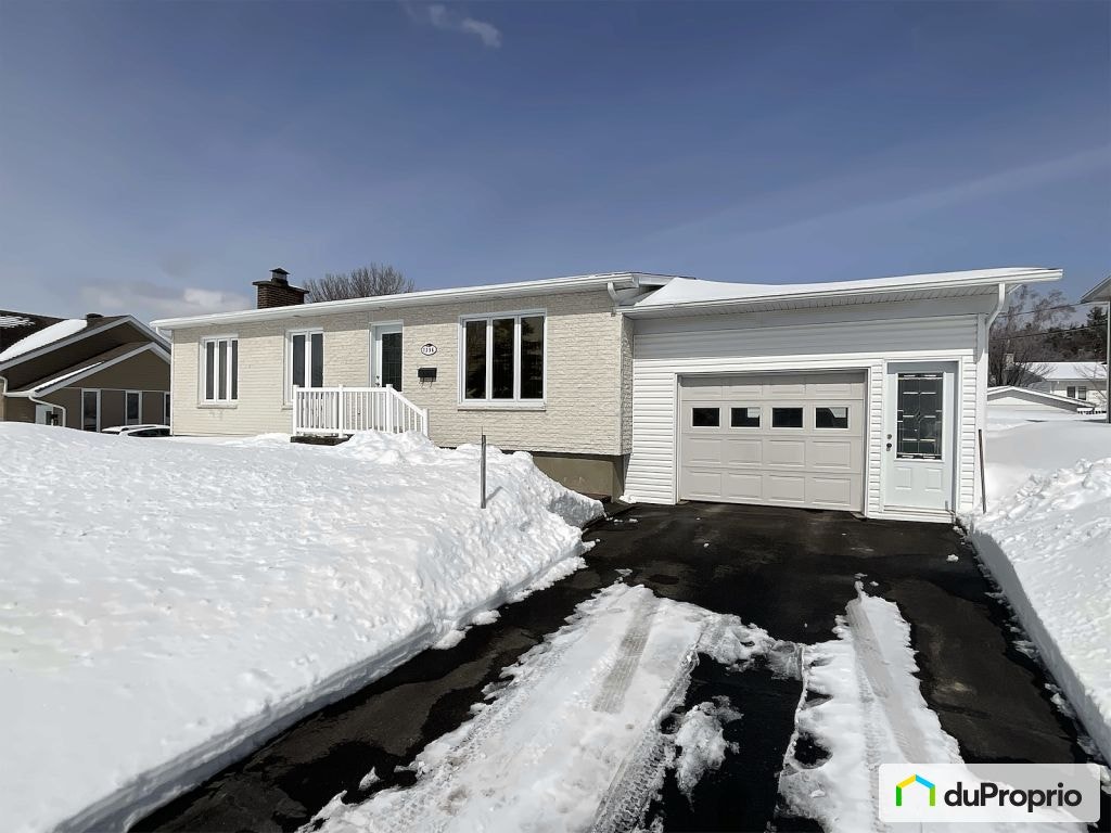 $345,000 - Bungalow for sale in Chicoutimi (Chicoutimi) — photo 1