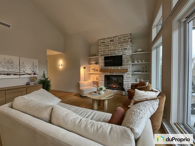 $929,000 - Condominium for sale in Beaupre — photo 3