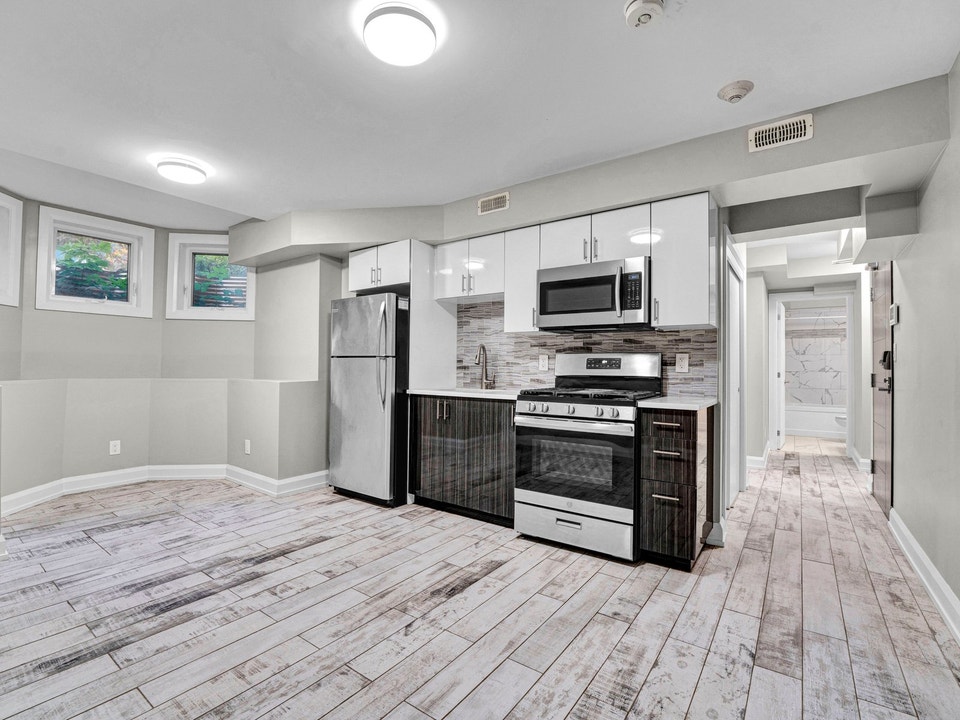 59 Russell Avenue 2