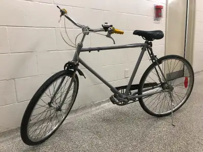 Made  in Canada  highTech close gear 3-speed bike., View more
