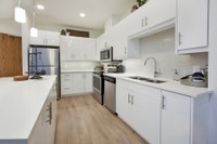 BEAUTIFUL 1 BEDROOM APARTMENT FOR RENT IN GUELPH'S EAST END PERFECT FOR MATURE ACTIVE ADULTS, RETIRE... (image 2)