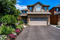 5254 BRADA Crescent Burlington, Ontario