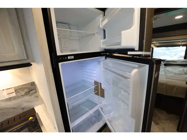 2026 Forest River Sunseeker NEUF 2500 Classe C /B+ Skirt paint + in RVs & Motorhomes in Laval / North Shore - Image 13