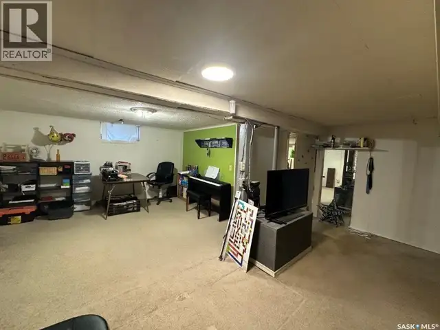113 4th AVENUE E Kindersley, Saskatchewan in Houses for Sale in Saskatoon - Image 33