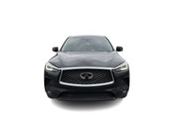 Le INFINITI QX50 PURE 2024 est un VUS compact de luxe qui combine élégance, technologie moderne et p... (image 3)