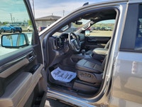 6.2L V8 | HEATED & COOLED FRONT BUCKET SEATS | HEATED REAR SEATS | HEATED STEERING WHEEL | 360 CAMER... (image 7)
