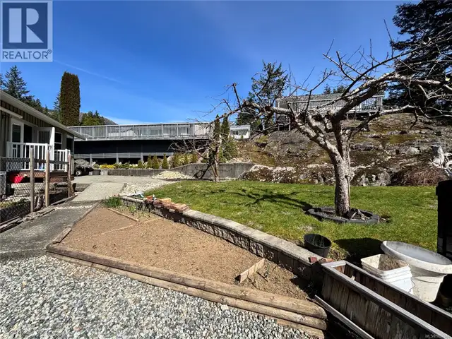445 Chamiss Cres Gold River, British Columbia in Houses for Sale in Campbell River - Image 27