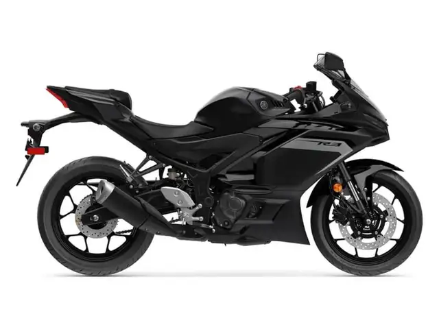 2025 Yamaha YZF-R3 in Sport Bikes in Guelph - Image 4