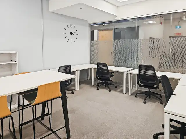Office space to rent for 10 persons in Spaces Cité Multimédia Mo in Commercial & Office Space for Rent in City of Montréal - Image 12