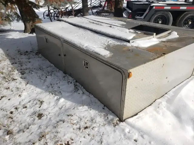 TRUCK TOPPERS 8FT in Other Parts & Accessories in Edmonton - Image 4