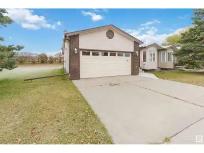 AMAZING LOCATION! FULLY FINISHED BASEMENT! OVERSIZED DOUBLE GARAGE! WELCOME TO 45 SUNRISE VILLAGE! T...