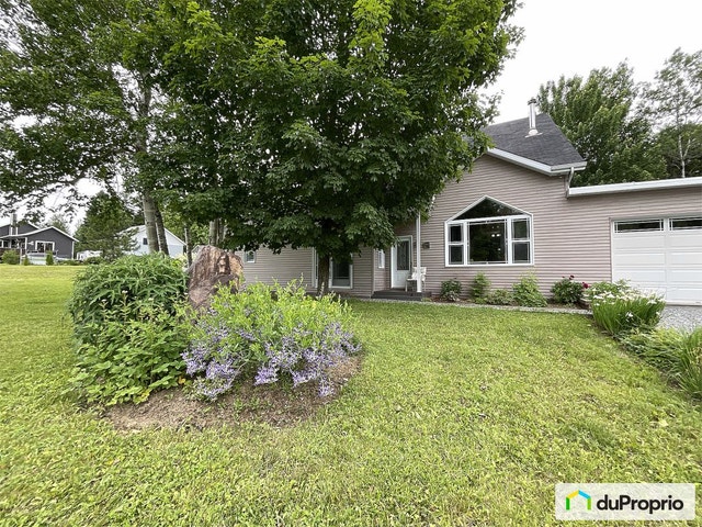 $548,800 - Intergenerational for sale in L'Ange-Gardien — photo 2